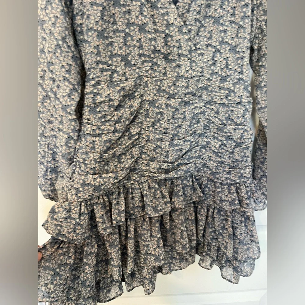 ASTR The Label Tiered Ruffle Floral Mini Dress Size Small